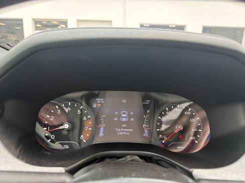 Used 2023 Jeep Compass Latitude AWD/4WD image 22