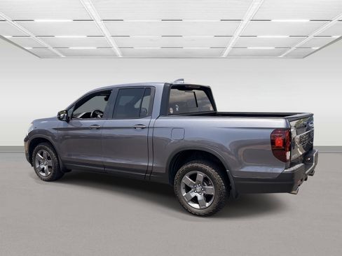 Used 2024 Honda Ridgeline TrailSport image 3