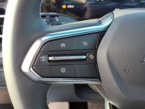 New 2026 Chevrolet Traverse LT w/ Sun and Wheel Package image 19