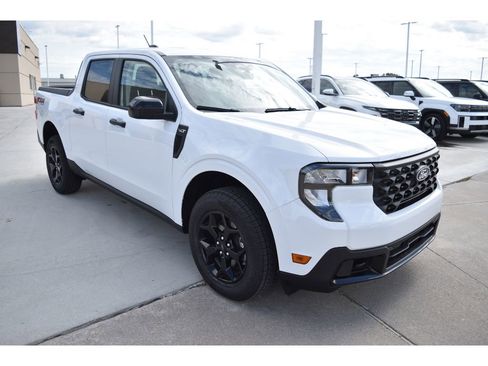 New 2025 Ford Maverick XLT w/ XLT Luxury Package image 2