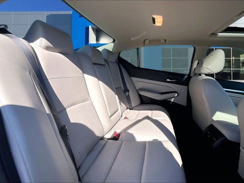 Used 2024 Nissan Altima 2.5 SL image 25