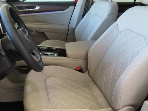 New 2025 Volkswagen Atlas SEL Premium R-Line image 12