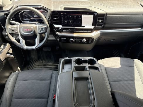 Used 2023 GMC Sierra 1500 SLE AWD/4WD image 12