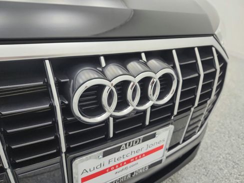 Used 2025 Audi Q3 2.0T Premium Plus w/ Premium Plus Package image 14