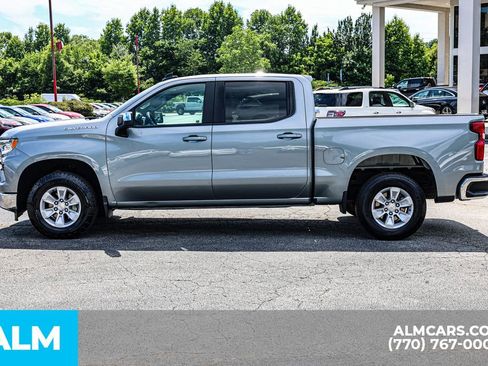 Used 2025 Chevrolet Silverado 1500 LT RWD image 9