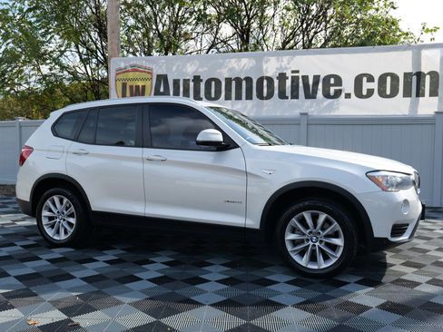 Used 2017 BMW X3 xDrive28i w/ Premium Package image 3
