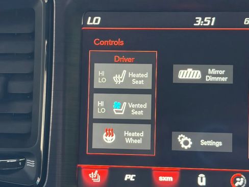 Used 2018 Dodge Challenger GT w/ Driver Convenience Group AWD/4WD image 22