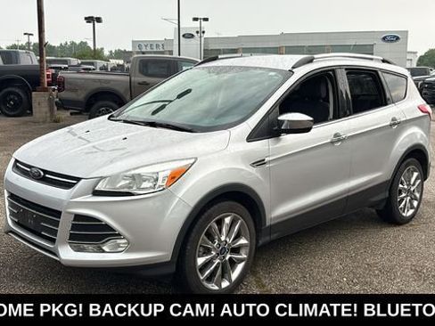 Used 2015 Ford Escape SE w/ SE Chrome Package AWD/4WD image 3