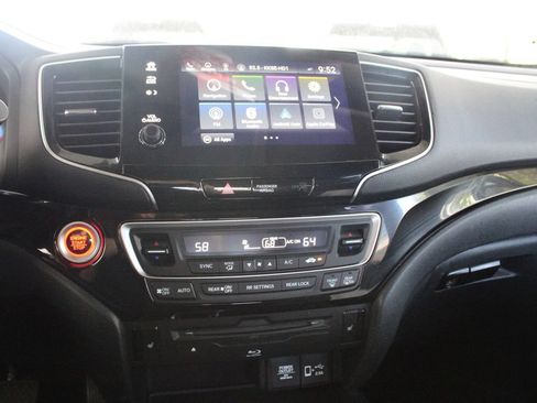 Used 2022 Honda Pilot Touring image 41