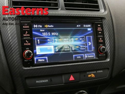 Used 2024 Mitsubishi Outlander Sport ES image 18