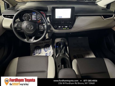 Used 2025 Toyota Corolla LE FWD image 13