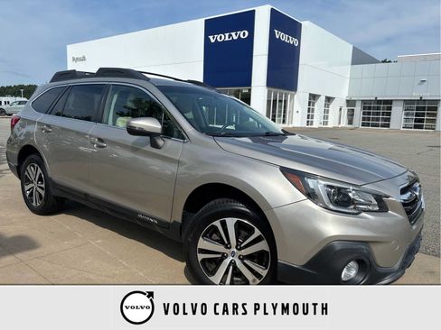 Used 2018 Subaru Outback 2.5i Limited AWD/4WD image 1