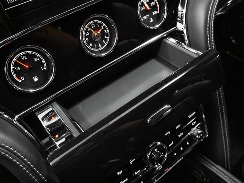 Used 2012 Bentley Mulsanne w/ Premiere Specification Pkg image 79