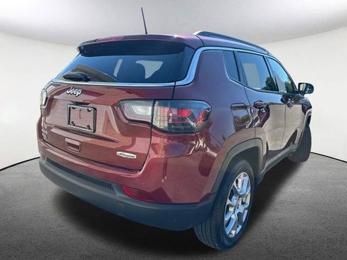 Used 2022 Jeep Compass Latitude w/ Sun and Sound Group image 14