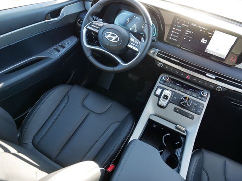 Used 2025 Hyundai Palisade SEL AWD/4WD image 9
