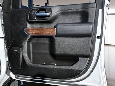 Used 2023 Chevrolet Silverado 3500 High Country w/ Z71 Off-Road Package image 19