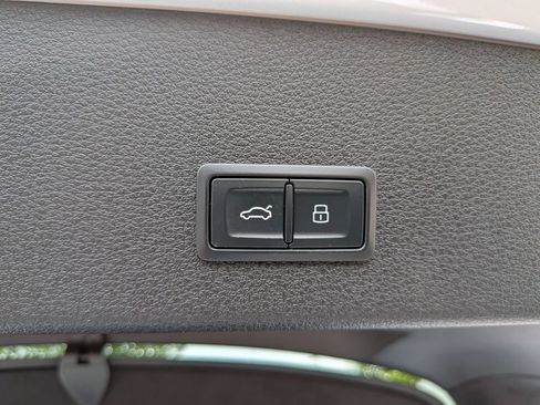 Used 2024 Audi Q8 e-tron Prestige w/ Prestige Package AWD/4WD image 34