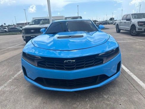 Used 2022 Chevrolet Camaro LT w/ Technology Package RWD image 7