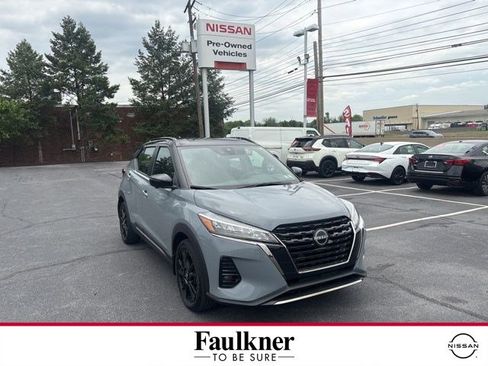 Certified 2023 Nissan Kicks SR FWD image 1