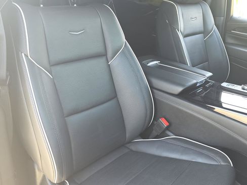 Certified 2023 Cadillac Escalade Sport RWD image 24