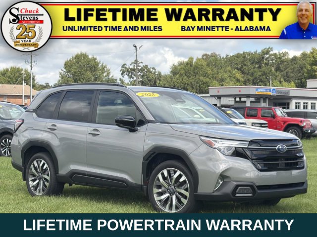 Used 2025 Subaru Forester Touring AWD/4WD image 1