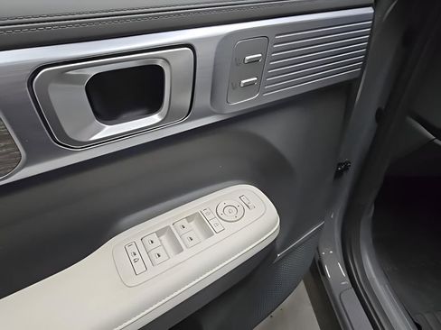 New 2026 Hyundai Santa Fe Limited AWD/4WD image 10