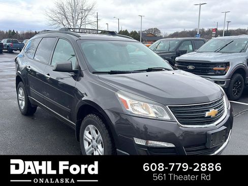 Used 2017 Chevrolet Traverse LS image 1