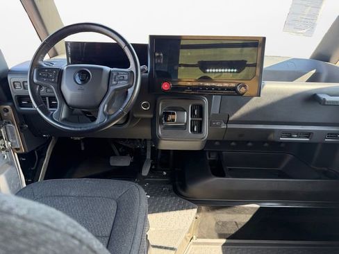 Used 2023 Chevrolet Brightdrop 600 w/ Active Safety Package 2 image 5