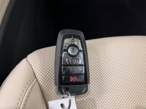 New 2026 Lincoln Corsair Reserve image 41