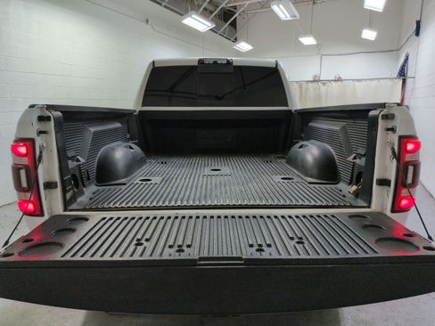 Used 2020 RAM 2500 Limited AWD/4WD image 33