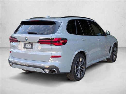 Used 2024 BMW X5 sDrive40i w/ M Sport Package RWD image 5