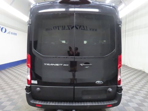 Used 2024 Ford Transit 350 XLT image 34