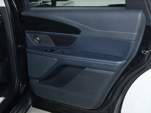 Certified 2024 Lincoln Nautilus Reserve w/ Equipment Group 202A image 35