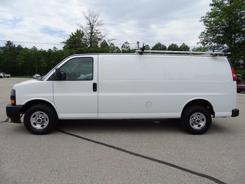 Used 2019 GMC Savana 3500 Extended w/ Driver Convenience Package image 5