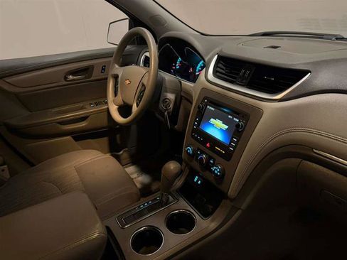 Used 2016 Chevrolet Traverse LS AWD/4WD image 29