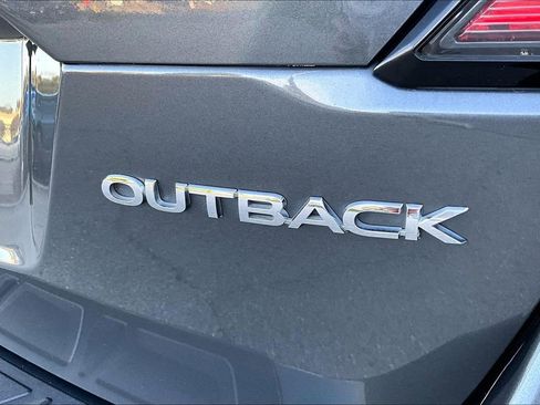 Used 2022 Subaru Outback Limited AWD/4WD image 24