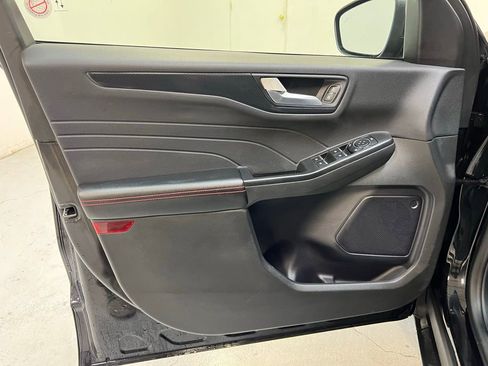 Used 2024 Ford Escape ST-Line image 13