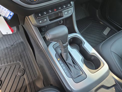 Used 2019 Chevrolet Colorado ZR2 w/ ZR2 Dusk Special Edition AWD/4WD image 28