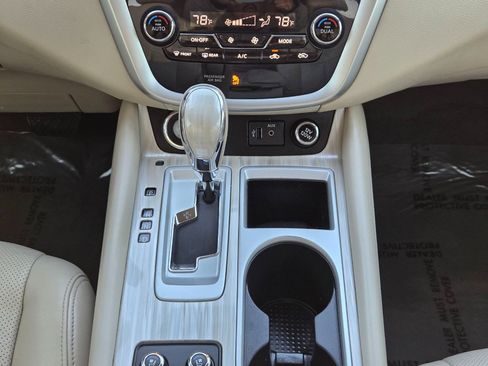Used 2018 Nissan Murano Platinum image 22