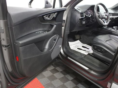Used 2019 Audi Q7 3.0T Premium Plus AWD/4WD image 18