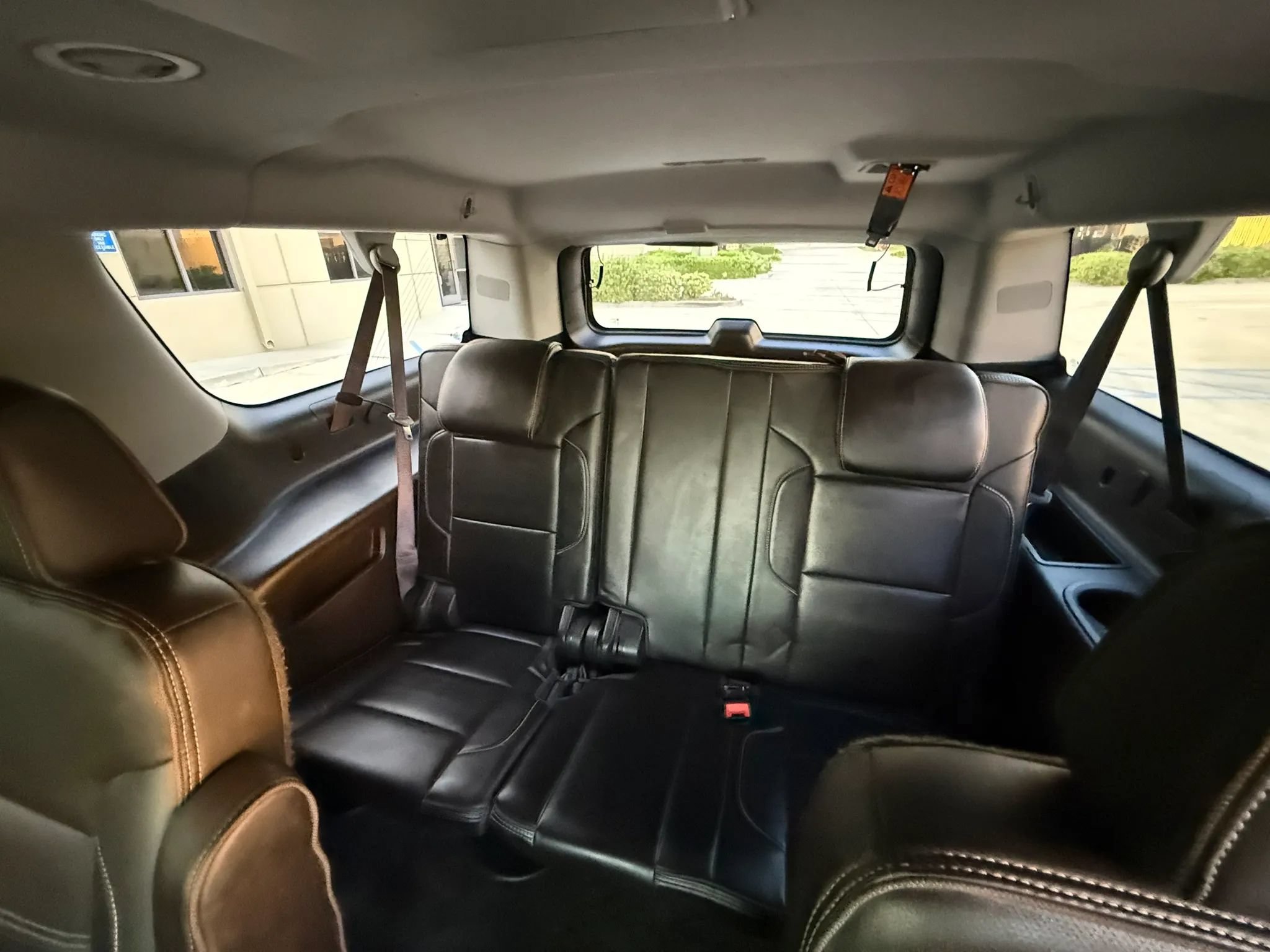 Used 2015 GMC Yukon XL Denali w/ Touring Package AWD/4WD image 22