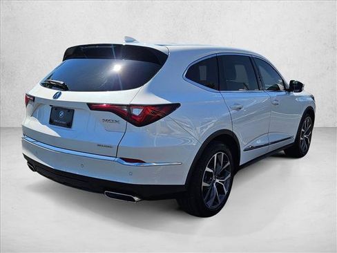 Used 2022 Acura MDX SH-AWD w/ Technology Package image 5