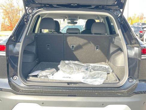 New 2026 Volkswagen Tiguan S image 14