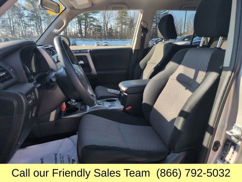 Used 2017 Toyota 4Runner SR5 image 11