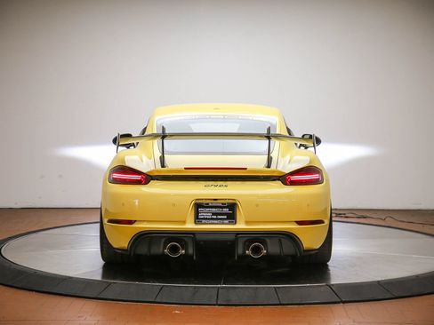 Certified 2024 Porsche 718 Cayman GT4 RS RWD image 9