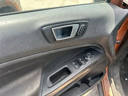 Used 2018 Ford EcoSport SE FWD image 18