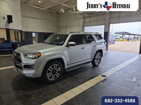 Used 2024 Toyota 4Runner Limited AWD/4WD image 1