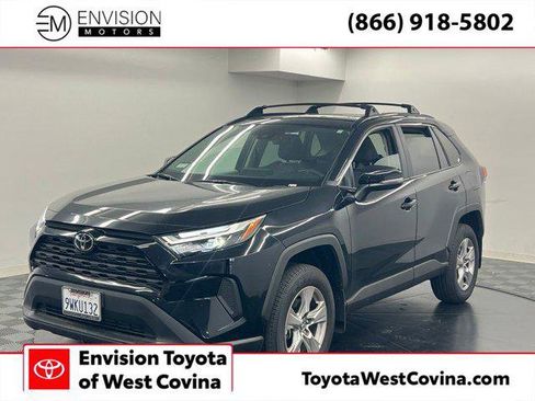 Certified 2025 Toyota RAV4 XLE w/ Convenience Package FWD image 1