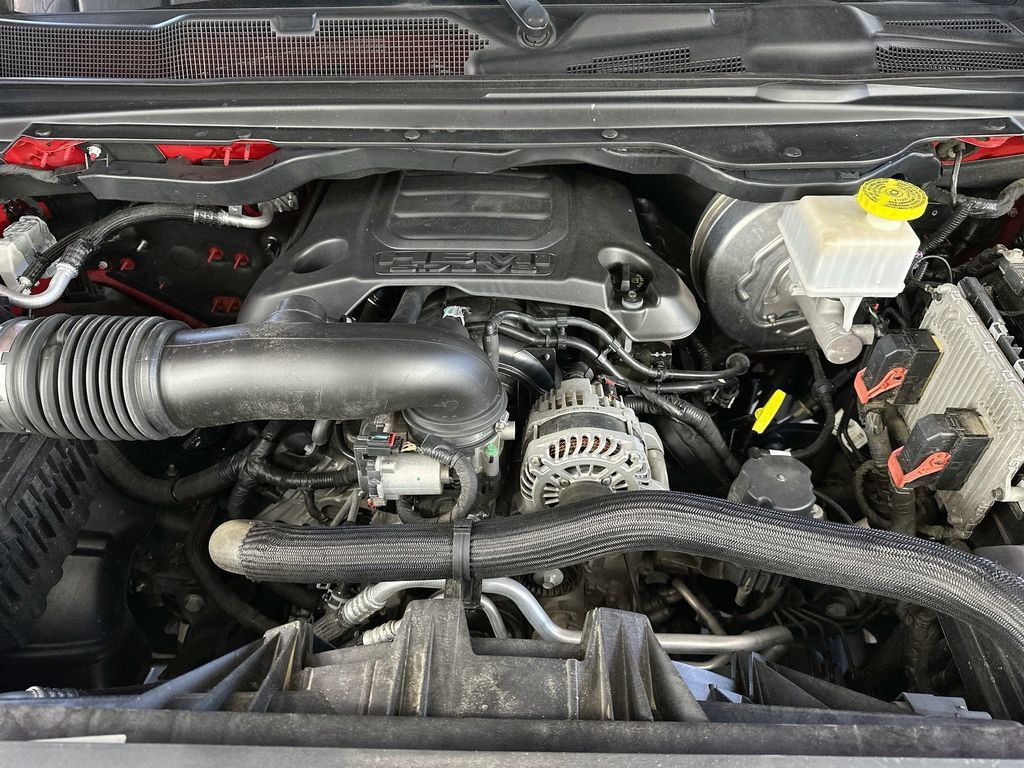 Used 2019 RAM 1500 Big Horn RWD image 31