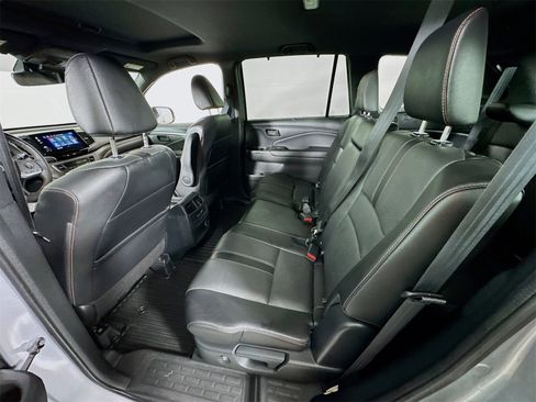 Used 2022 Honda Pilot TrailSport image 22